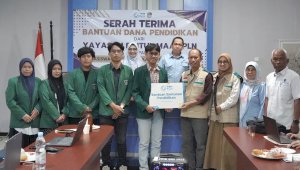 YBM PLN UIP Sulawesi Beri Bantuan Pendidikan Bagi 15 Mahasiswa FPIK UMI
