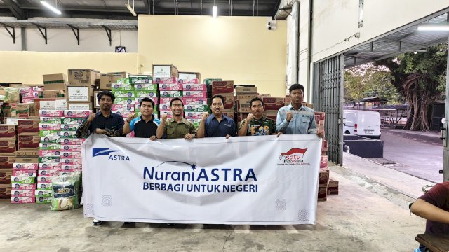 Bantuan yang dikirim Grup Astra Makassar untuk korban NTT. Foto: Istimewa.