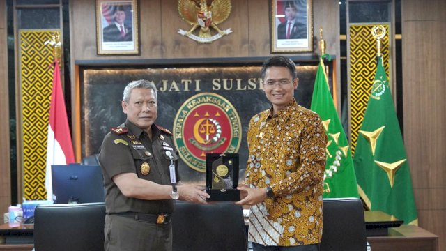 PLN UIP Sulawesi dan Kejati Sulsel kerja sama dukung proyek strategis ketenagalistrikan. Foto: Istimewa.