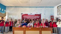 Tim Pengabdian Unhas Edukasi UMKM Perempuan Minasa Upa Pemasaran Berbasis AI