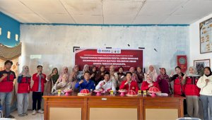 Tim Pengabdian Unhas Edukasi UMKM Perempuan Minasa Upa Pemasaran Berbasis AI