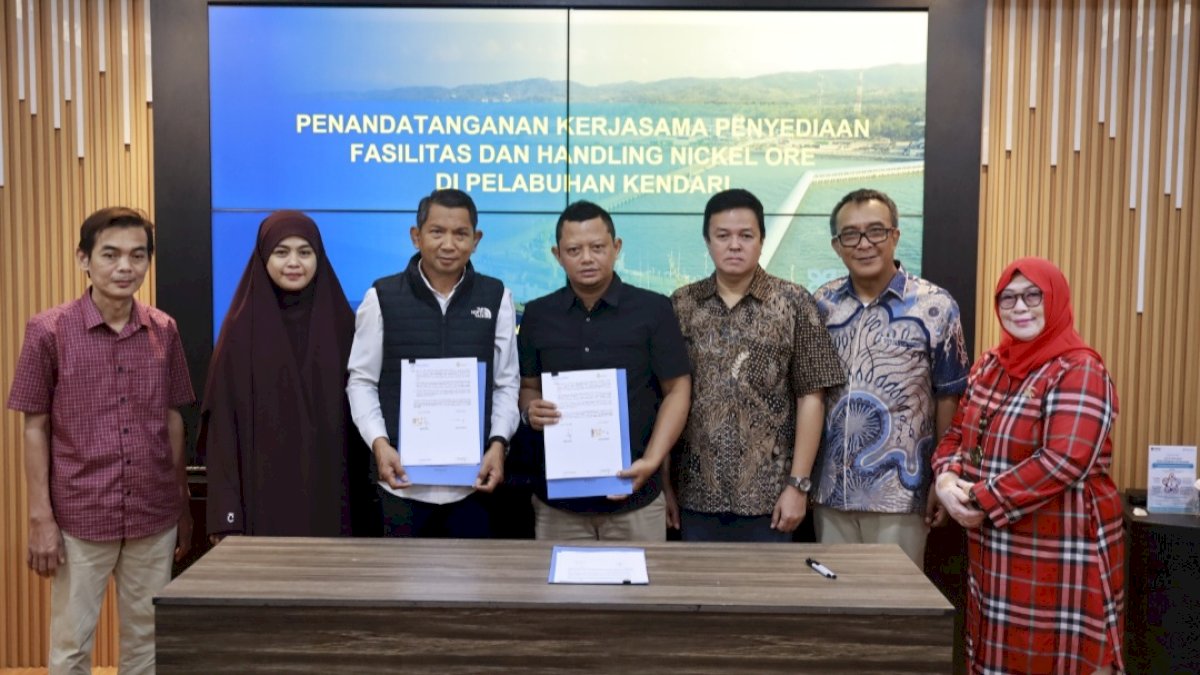 Pelindo dan IKM Perkuat Arus Logistik Nikel di Pelabuhan Kendari