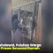 VIDEO: Sambil Bersholawat, Puluhan Warga Protes saat Proses Renovasi Rumah