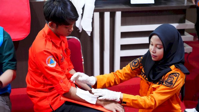 PLN UIP Sulawesi latih kesiapsiagaan Kaltana Kaluku Bodoa hadapi bencana. Foto: Istimewa.