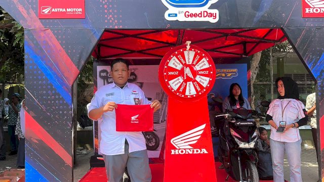 Siswa yang mengikuti games dalam roadshow Honda DBL 2026. Foto: Istimewa.