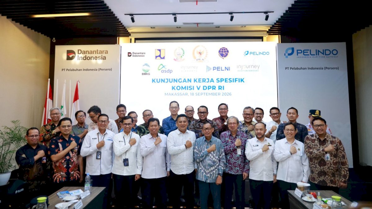 Komisi V DPR Tinjau Layanan Pelabuhan Makassar