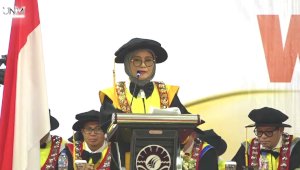 Kukuhkan 1.000 Wisudawan, Plt Rektor UNM Tekankan Pentingnya Pengembangan Kompetensi