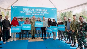 PT Vale Serahkan Bantuan Enam Rumah Layak Huni di Kolaka