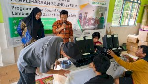 LAZ Hadji Kalla Salurkan Sound System ke 90 Masjid dan 30 Pesantren