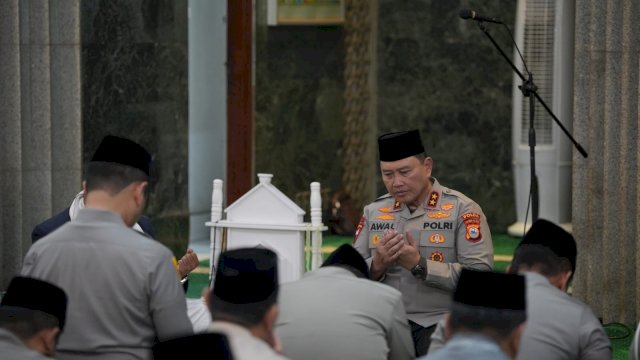 istimewa