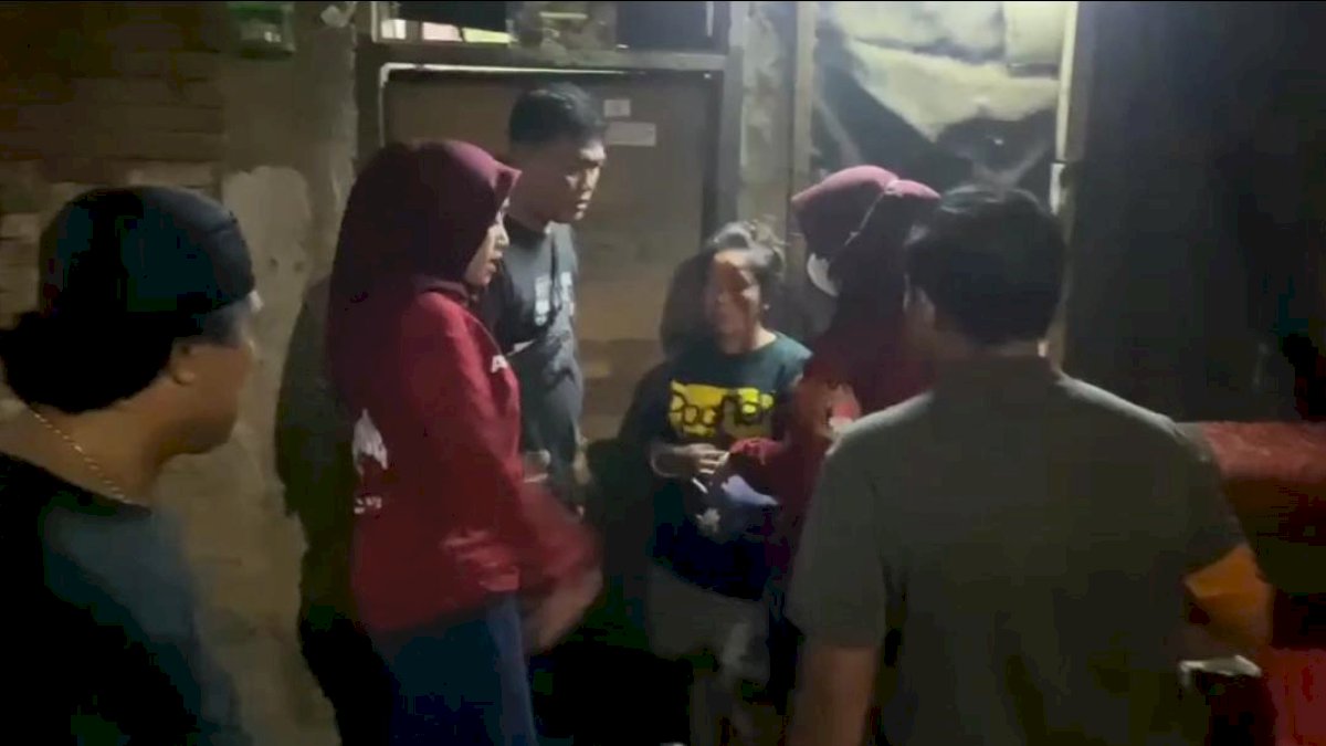 Polisi Gerebek Rumah di Pampang Makassar Diduga Jadi Tempat Penyimpanan Sabu