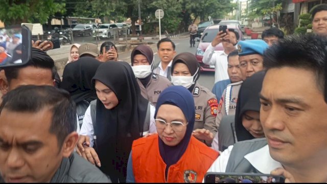 istimewa