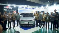 Toyota Luncurkan bZ4X Touring dan Land Cruiser Hybrid di GIIAS Makassar 2026
