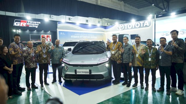Toyota Luncurkan bZ4X Touring dan Land Cruiser Hybrid di GIIAS Makassar 2026. Foto: Istimewa.