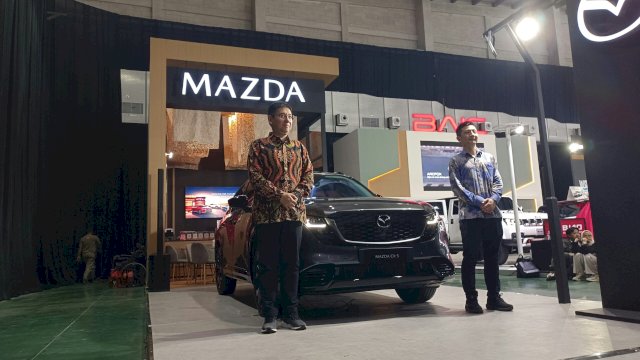 Peluncuran produk baru Mazda pada ajang GIIAS di Makassar. Foto/SS