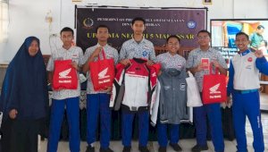 Asmo Sulsel Edukasi Safety Riding Siswa SMAN 5 Makassar