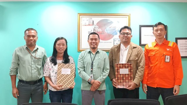 Dua Warga Luwu TimurTerima Beasiswa S2 PT Vale. Foto: Istimewa.