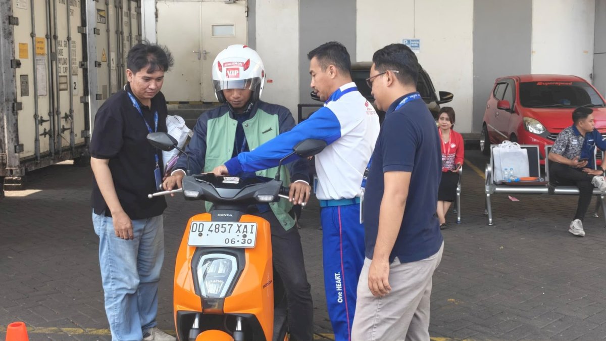 45 Karyawan Sari Roti Ikuti Edukasi Safety Riding Asmo Sulsel