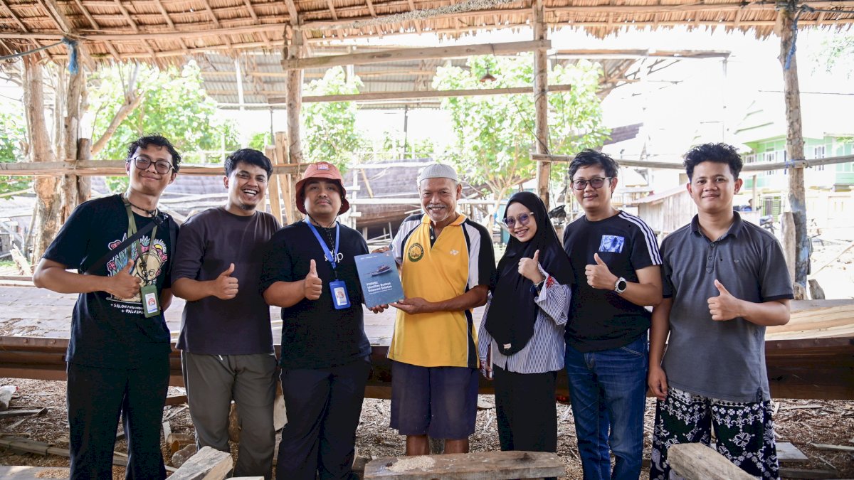Panrita Lopi Bulukumba Apresiasi Buku Fotografi Dokumenter Phinisi: Identitas Budaya Sulawesi Selatan