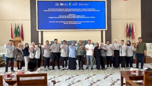 OJK dan DPR RI Edukasi Keuangan Masyarakat Sinjai
