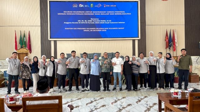 OJK dan DPR RI Edukasi Keuangan Masyarakat Sinjai. Foto: Istimewa.