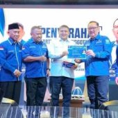 Wali Kota Makassar Appi Resmi Gabung Demokrat