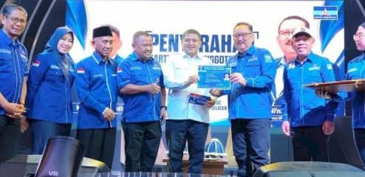 Wali Kota Makassar Appi Resmi Gabung Demokrat