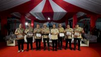 Wali Kota Makassar Terima Penghargaan Mensos RI atas Dedikasi Penanggulangan Bencana