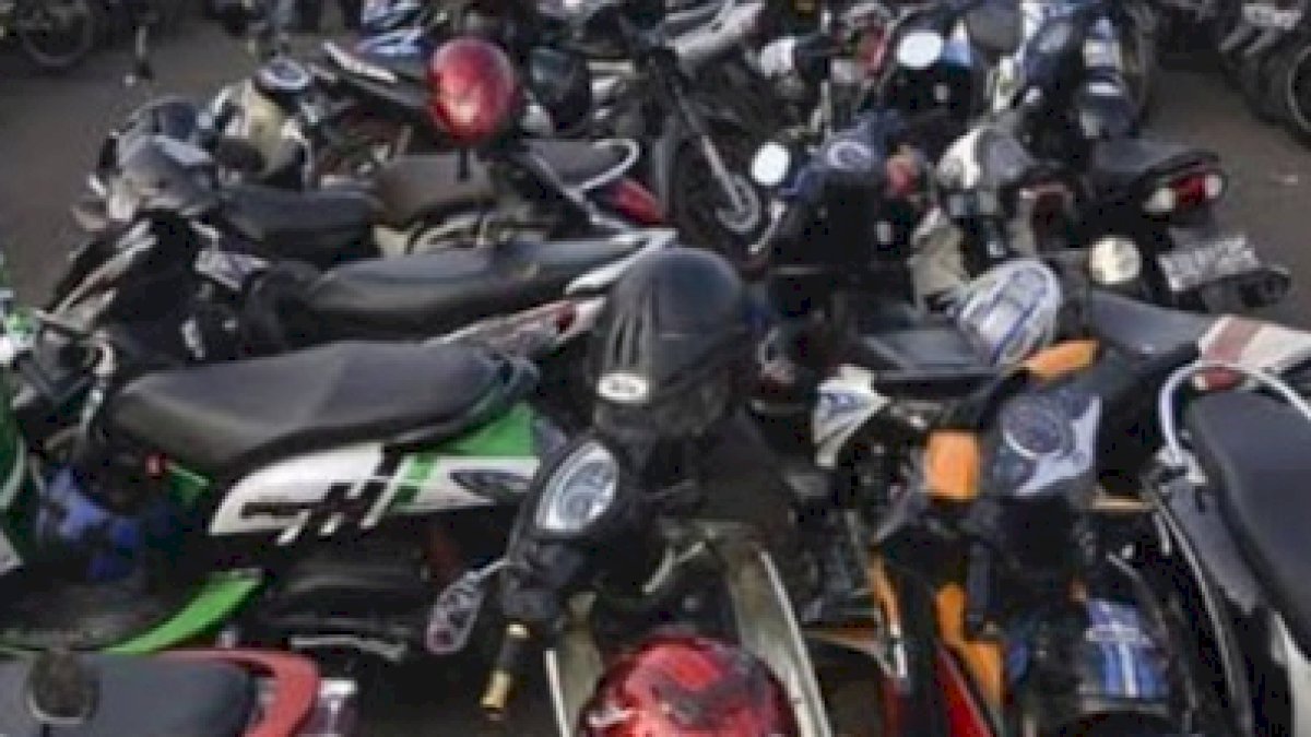 Perumda Parkir Makassar Pastikan Parkiran di Cafe di Adyaksa Diatur Jukir Resmi